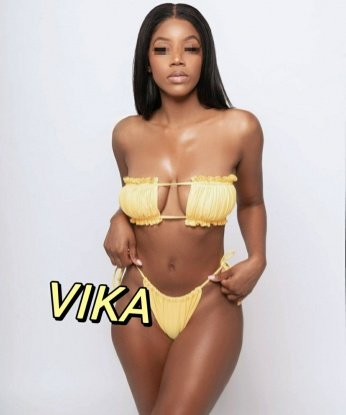 Флора, 22 года